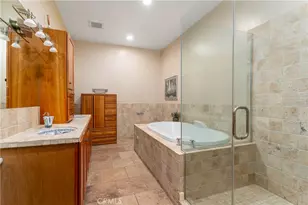 5653 Shirley Ave, Tarzana, CA 91356 - Photo 21