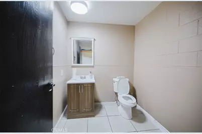 12643 Sherman Way #E2, North Hollywood, CA 91605 - Photo 13