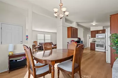 15455 Glenoaks Boulevard #94, Sylmar, CA 91342 - Photo 17
