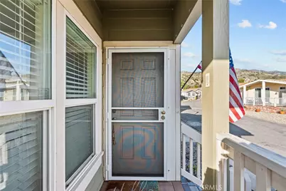 15455 Glenoaks Boulevard #94, Sylmar, CA 91342 - Photo 9