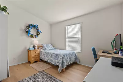 15455 Glenoaks Boulevard #94, Sylmar, CA 91342 - Photo 19
