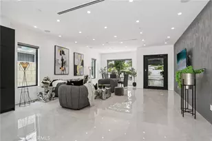 2227 N Lamer St, Burbank, CA 91504 - Photo 11