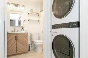 19350 Sherman Way, Reseda, CA 91335 - Photo 17