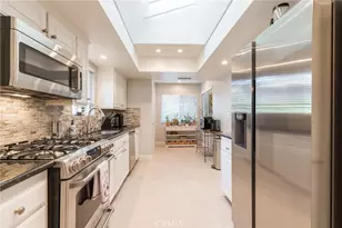 2819 Lakeridge Ln, Westlake Village, CA 91361 - Photo 7