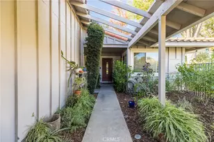 2819 Lakeridge Ln, Westlake Village, CA 91361 - Photo 3