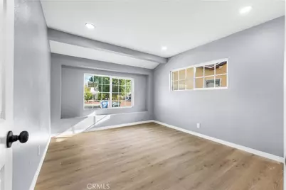 5651 Radford, Valley Village, CA 91607 - Photo 5