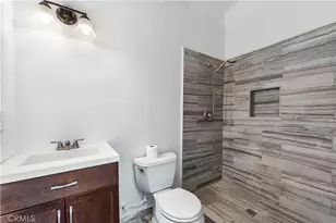 5651 Radford, Valley Village, CA 91607 - Photo 7