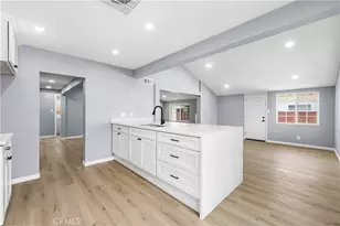 5651 Radford, Valley Village, CA 91607 - Photo 9