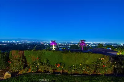 18933 La Montana Place, Tarzana, CA 91356 - Photo 73