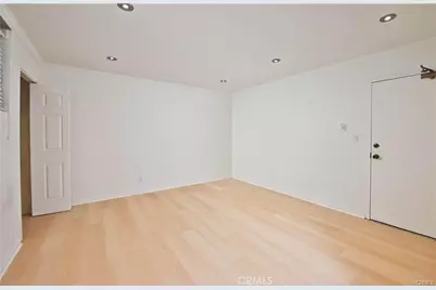 5711 Owensmouth Avenue #117, Woodland Hills, CA 91367 - Photo 29