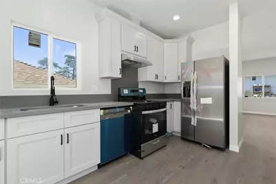 2235 Garfias, Pasadena, CA 91104 - Photo 37