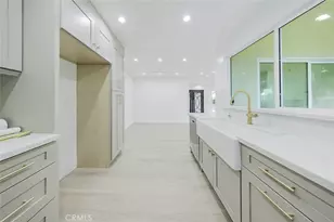 8042 Ellenbogen St, Sunland, CA 91040 - Photo 23