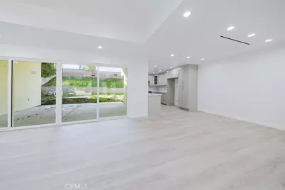 8042 Ellenbogen Street, Sunland, CA 91040 - Photo 17