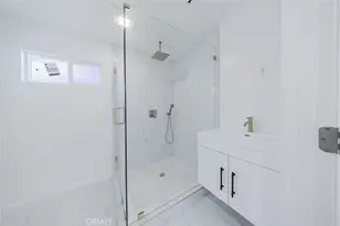 8042 Ellenbogen St, Sunland, CA 91040 - Photo 37