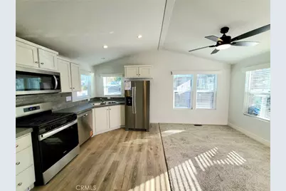 8100 Foothill Boulevard #3, Sunland, CA 91040 - Photo 7