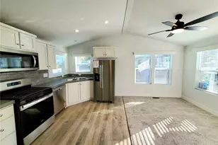 8100 Foothill Blvd, Sunland, CA 91040 - Photo 7