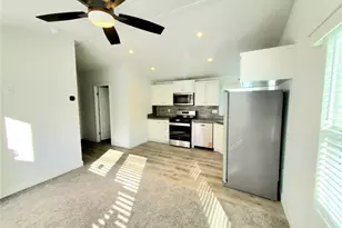 8100 Foothill Blvd, Sunland, CA 91040 - Photo 5