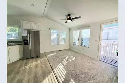 8100 Foothill Boulevard #3, Sunland, CA 91040 - Photo 3