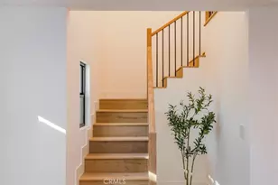 323 S Orange Dr, Los Angeles, CA 90036 - Photo 19