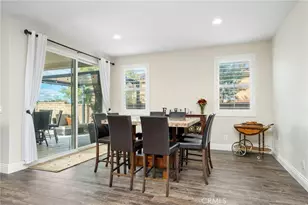 20530 Cheryl Ln, Saugus, CA 91350 - Photo 29