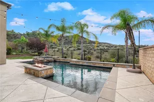 20530 Cheryl Ln, Saugus, CA 91350 - Photo 13
