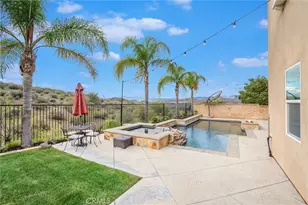 20530 Cheryl Ln, Saugus, CA 91350 - Photo 13