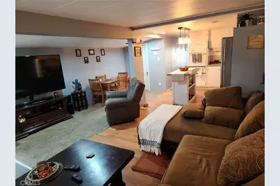 37311 47th Street #Spc.# 35, Palmdale, CA 93552 - Photo 5