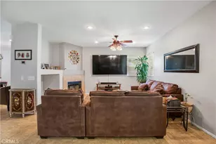 43643 Byron Dr, Lancaster, CA 93535 - Photo 5