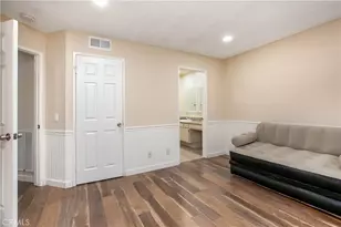 26922 Flo, Canyon Country, CA 91351 - Photo 9