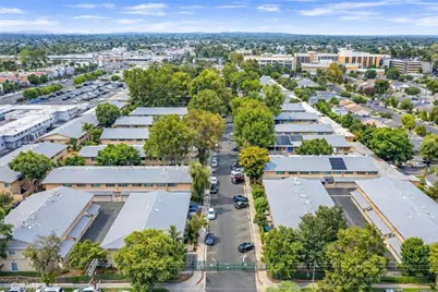 8060 Canby Avenue #2, Reseda, CA 91335 - Photo 23