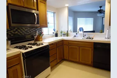 1806 Rory Lane #9, Simi Valley, CA 93063 - Photo 11