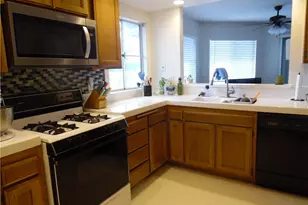 1806 Rory Ln, Simi Valley, CA 93063 - Photo 11