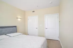 4724 Kester, Sherman Oaks, CA 91403 - Photo 13