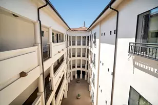 4724 Kester, Sherman Oaks, CA 91403 - Photo 5