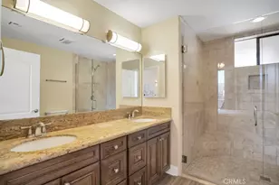 4724 Kester, Sherman Oaks, CA 91403 - Photo 11