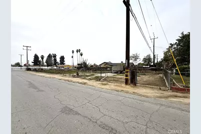 1836 Niles, Bakersfield, CA 93305 - Photo 15