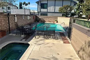 19230 Wyandotte, Reseda, CA 91335 - Photo 3