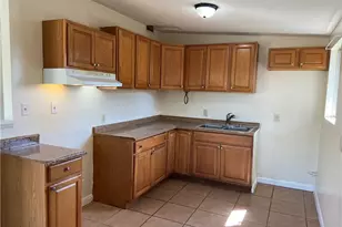 719 W Ave H 13, Lancaster, CA 93534 - Photo 9