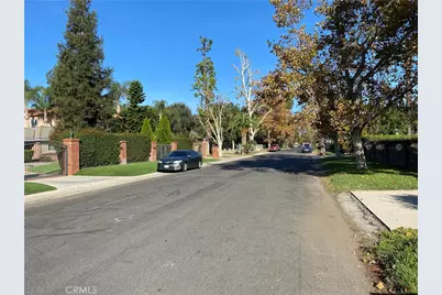 7631 Texhoma, Northridge, CA 91325 - Photo 3