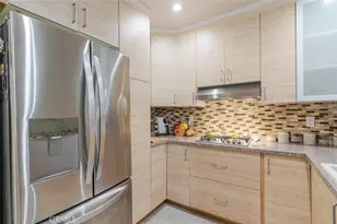 10636 Woodley Ave, Granada Hills, CA 91344 - Photo 9