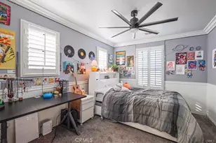 24081 Stone Creek Dr, Valencia, CA 91354 - Photo 19