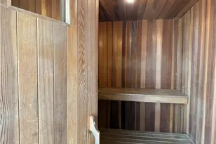 7035 Woodley, Van Nuys, CA 91406 - Photo 13