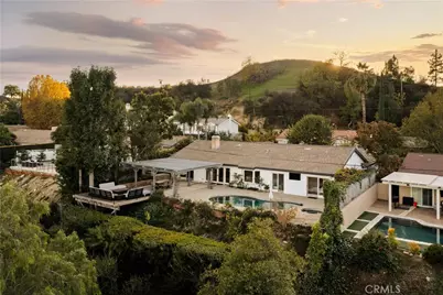 22370 Algunas Road, Woodland Hills, CA 91364 - Photo 35