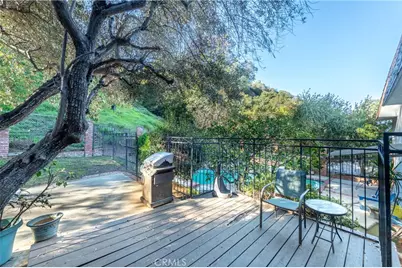 17005 Escalon Drive, Encino, CA 91436 - Photo 17