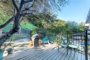 17005 Escalon Dr, Encino, CA 91436 - Photo 17