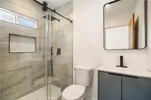 6935 Jellico Ave, Lake Balboa, CA 91406 - Photo 37