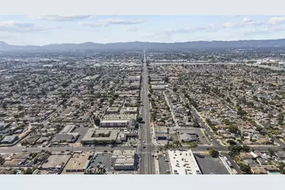 12061 Strathern Street, North Hollywood, CA 91605 - Photo 5