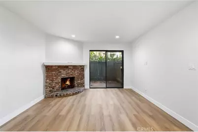 15511 Sherman Way #19, Van Nuys, CA 91406 - Photo 7