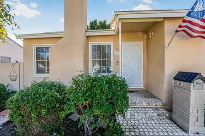 19612 Schoolcraft, Reseda, CA 91335 - Photo 3