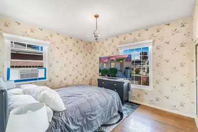 19612 Schoolcraft, Reseda, CA 91335 - Photo 13